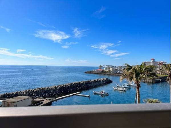 神奈川県逗子市小坪４丁目のマンション