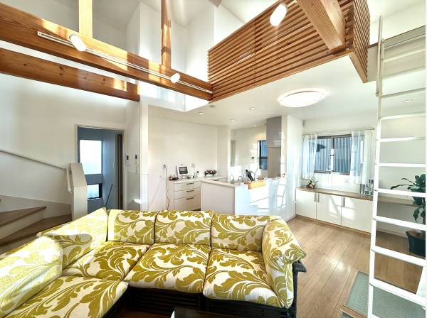 神奈川県中郡大磯町生沢の中古戸建