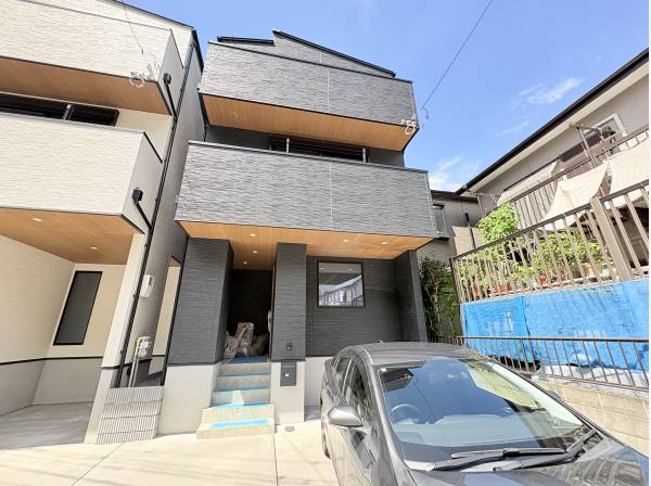 神奈川県藤沢市西富２丁目の新築戸建