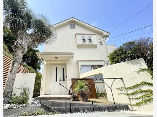 神奈川県三浦郡葉山町堀内の中古戸建