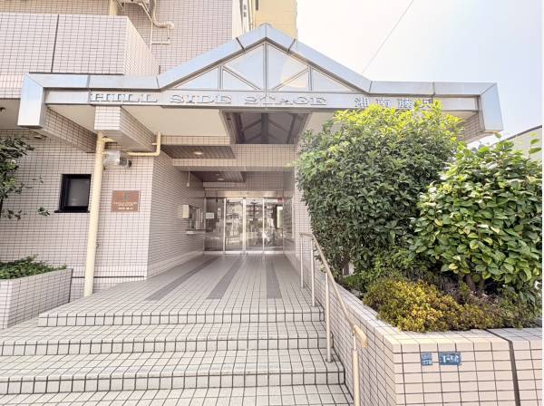 神奈川県藤沢市善行坂２丁目のマンション
