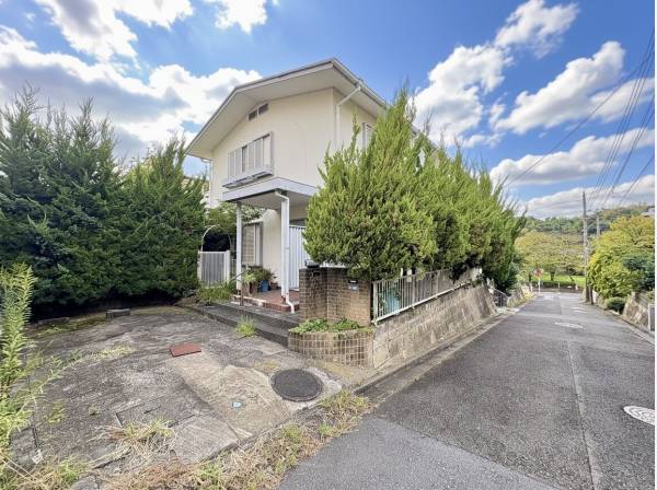 神奈川県鎌倉市七里ガ浜東４丁目の土地
