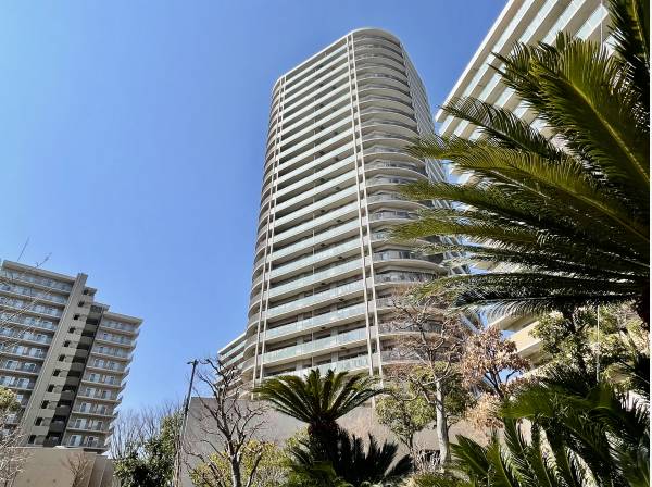 神奈川県藤沢市湘南台４丁目のマンション