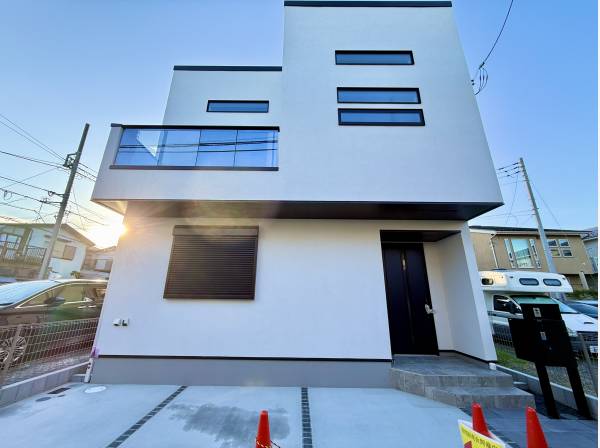 神奈川県藤沢市辻堂元町５丁目の新築戸建