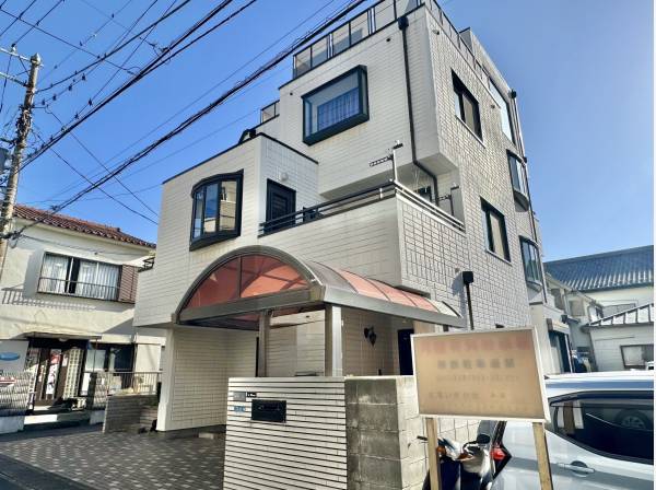 江ノ島を見晴らす、7LDK大型邸宅