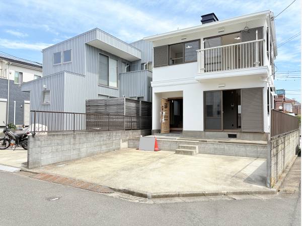 神奈川県藤沢市本藤沢２丁目の中古戸建