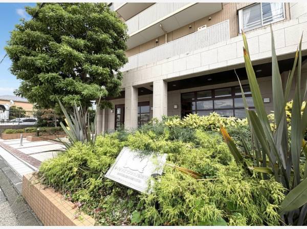 神奈川県鎌倉市常盤のマンション