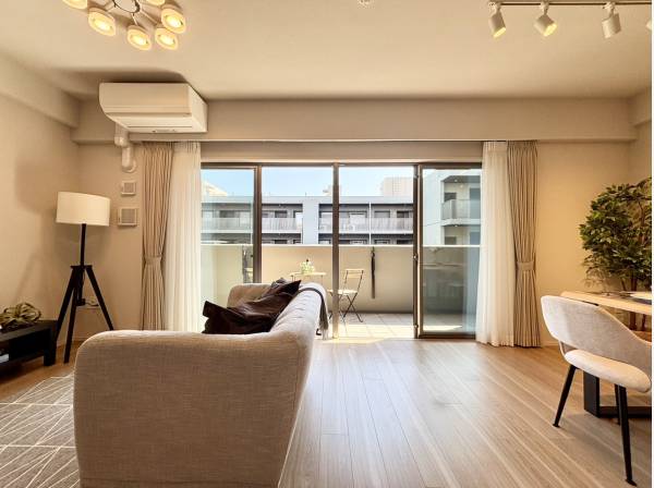 神奈川県茅ヶ崎市中海岸３丁目のマンション