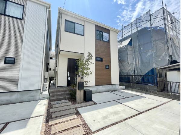 神奈川県逗子市桜山３丁目の新築戸建