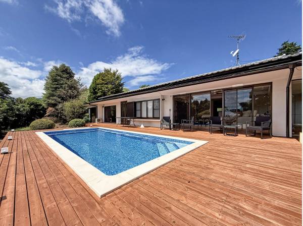 静岡県伊東市富戸の中古戸建