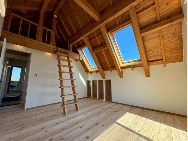 神奈川県逗子市桜山５丁目の中古戸建