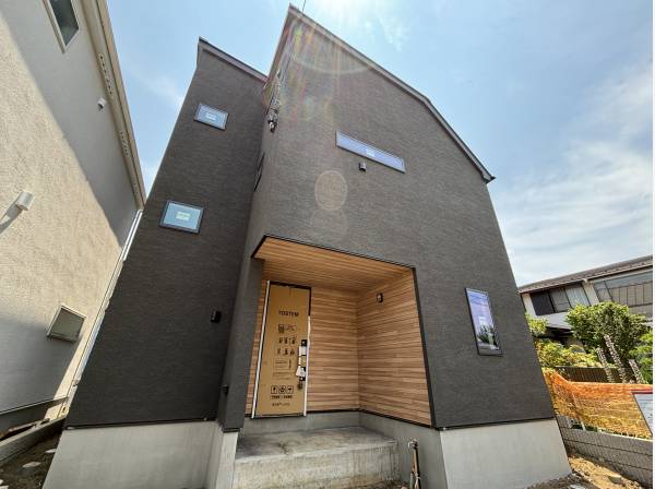 神奈川県藤沢市鵠沼海岸６丁目の新築戸建