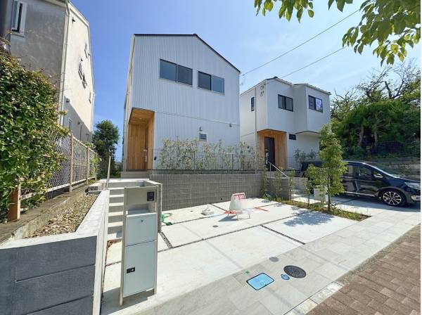 神奈川県鎌倉市西鎌倉１丁目の新築戸建