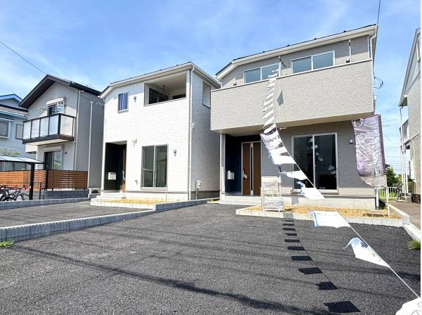 右側の物件。最終1棟のご案内です！