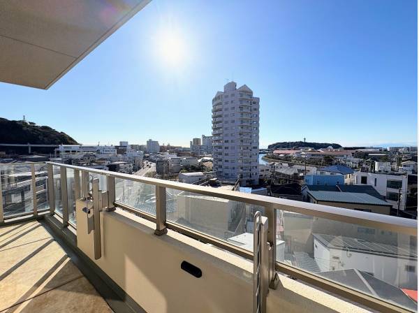 神奈川県藤沢市片瀬４丁目のマンション