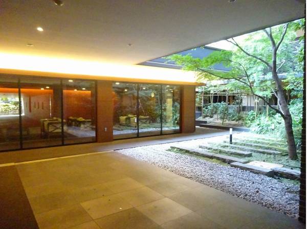 神奈川県鎌倉市岩瀬１丁目のマンション
