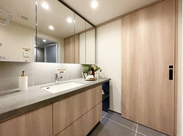 グランドメゾン鎌倉御成町 / 神奈川県鎌倉市御成町 / マンション / 1億