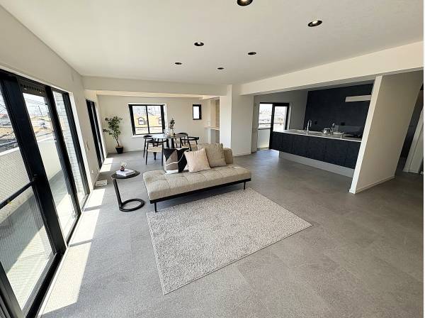 神奈川県茅ヶ崎市出口町のマンション