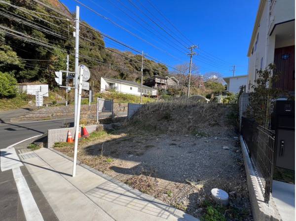 神奈川県三浦郡葉山町一色の土地