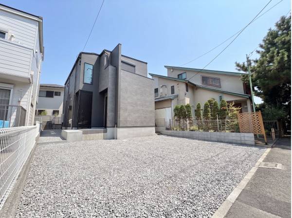 神奈川県藤沢市鵠沼海岸３丁目の新築戸建