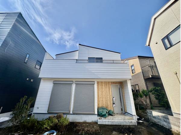 神奈川県三浦郡葉山町一色の新築戸建