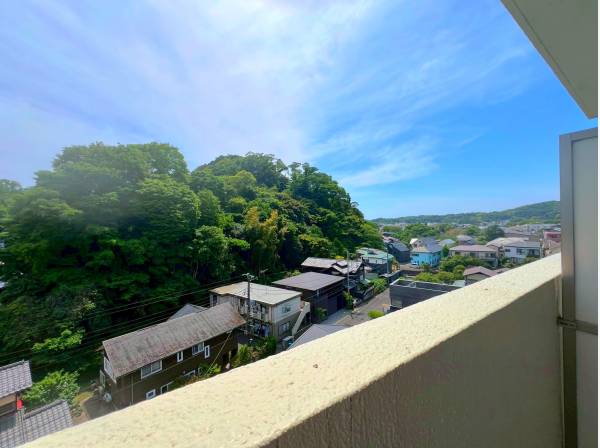 神奈川県鎌倉市雪ノ下４丁目のマンション