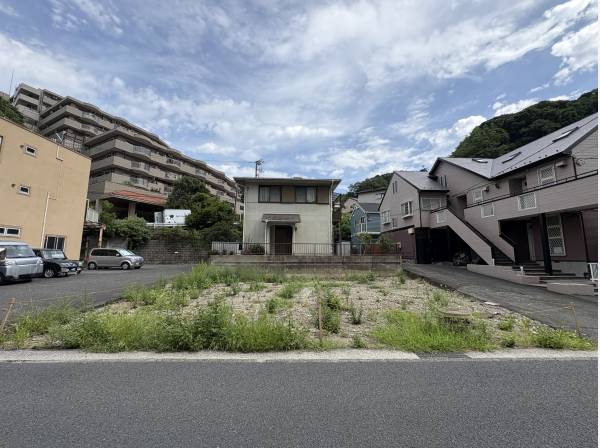 神奈川県逗子市新宿４丁目の土地