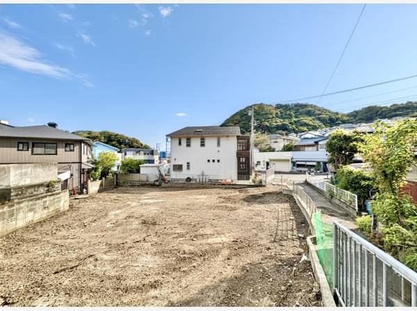 神奈川県三浦郡葉山町一色の土地