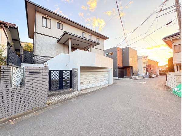 神奈川県茅ヶ崎市平和町の中古戸建