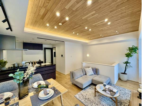神奈川県逗子市新宿２丁目のマンション