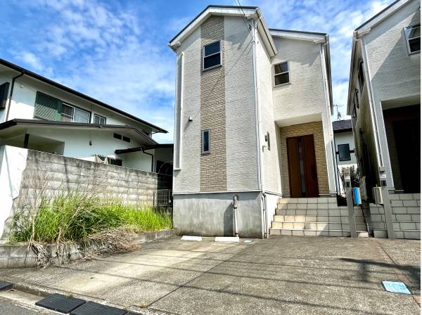 神奈川県逗子市久木８丁目の中古戸建