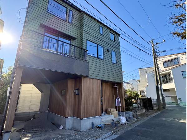 神奈川県鎌倉市腰越３丁目の新築戸建