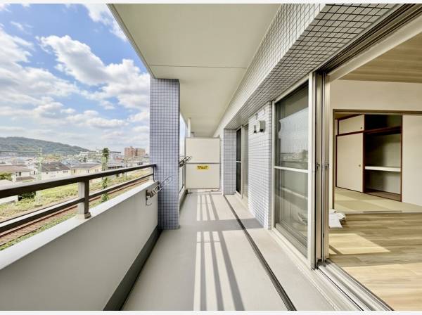 神奈川県逗子市逗子２丁目のマンション