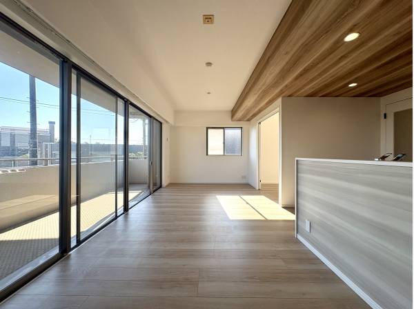神奈川県藤沢市鵠沼海岸２丁目のマンション