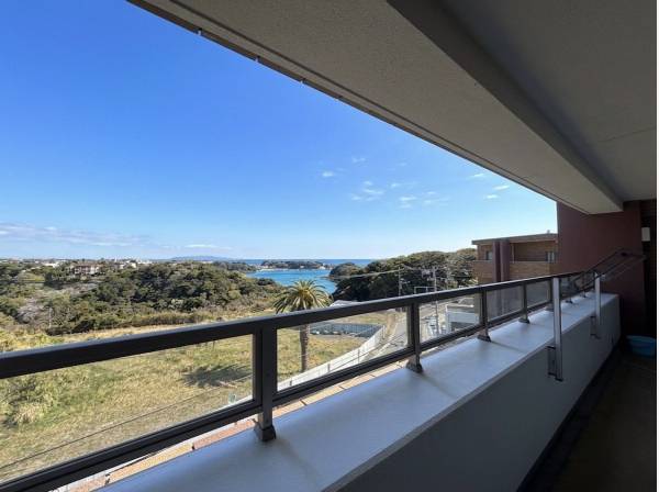 神奈川県三浦市三崎町小網代のマンション