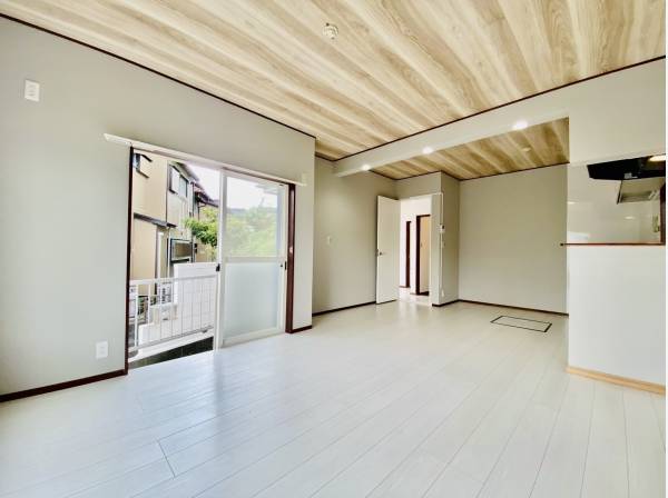 神奈川県横須賀市芦名１丁目の中古戸建