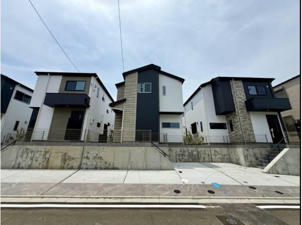 神奈川県藤沢市白旗１丁目の新築戸建
