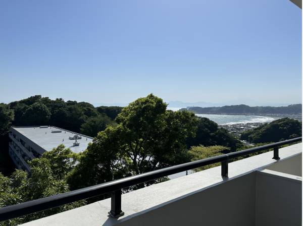 神奈川県逗子市小坪７丁目のマンション