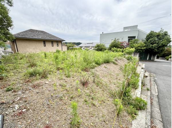 神奈川県三浦郡葉山町一色の土地