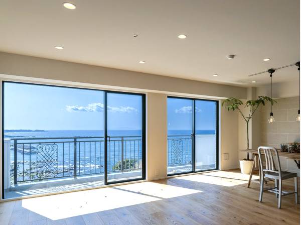 神奈川県横須賀市秋谷１丁目のマンション