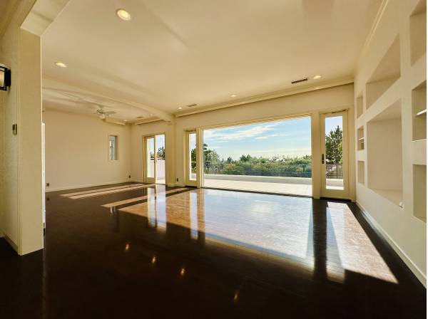 神奈川県中郡大磯町西小磯の中古戸建