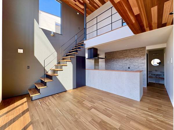 神奈川県藤沢市片瀬山１丁目の新築戸建