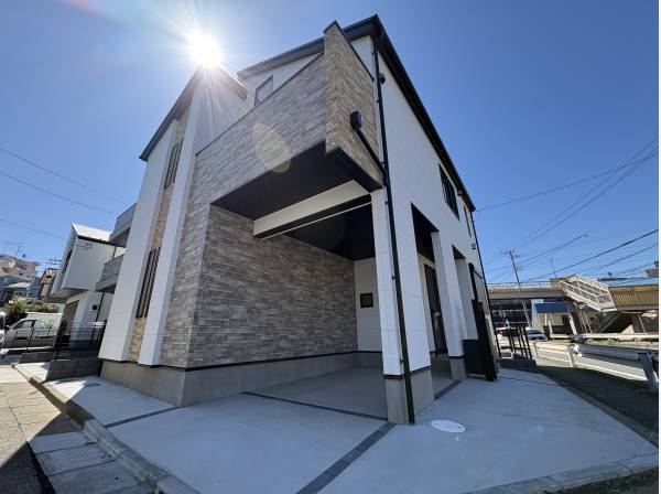 神奈川県藤沢市善行１丁目の新築戸建