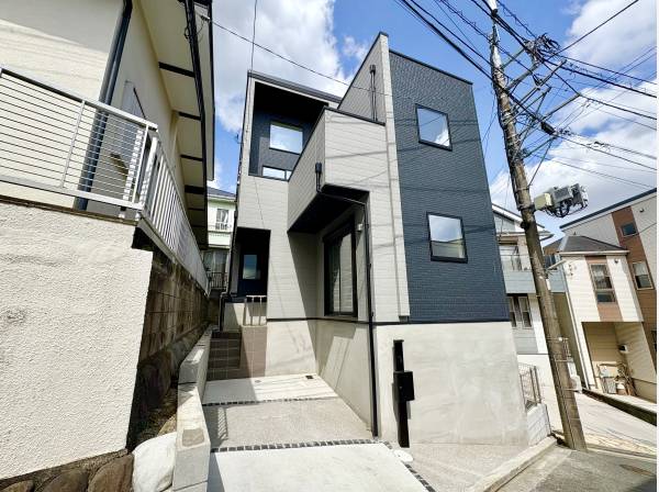 神奈川県鎌倉市台４丁目の新築戸建
