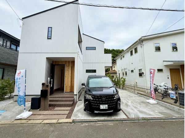 神奈川県藤沢市片瀬２丁目の新築戸建
