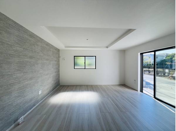 神奈川県藤沢市鵠沼松が岡３丁目の新築戸建