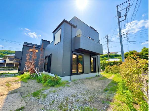 神奈川県鎌倉市腰越の新築戸建