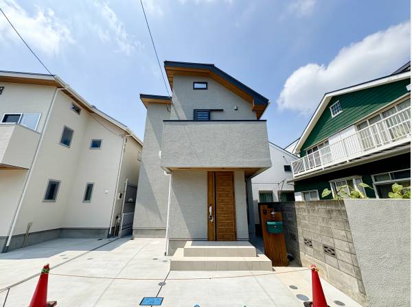 神奈川県逗子市小坪１丁目の新築戸建