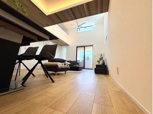 神奈川県茅ヶ崎市浜竹４丁目の新築戸建