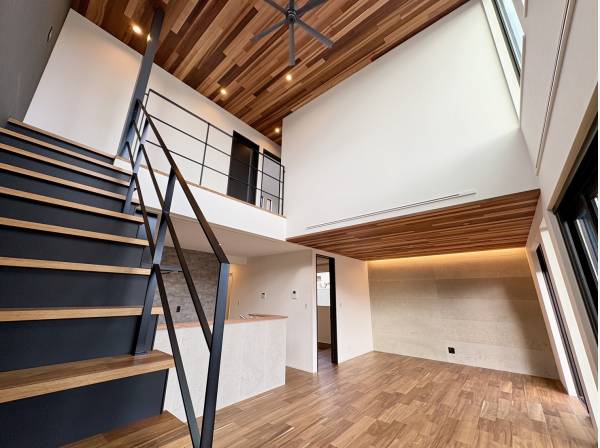 神奈川県藤沢市片瀬山１丁目の新築戸建